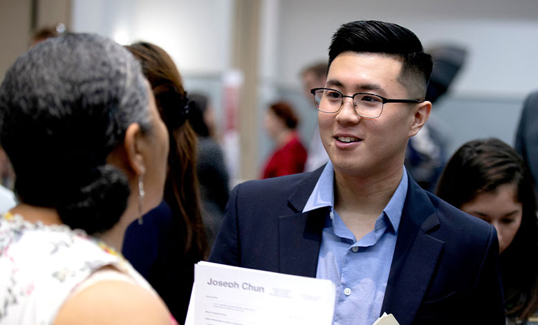 Tips for Career Fair Success and Effective Networking