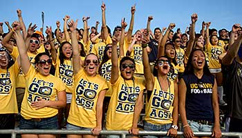 UC Davis students cheering