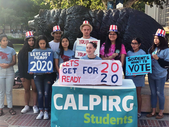 CALPIRG students tabling