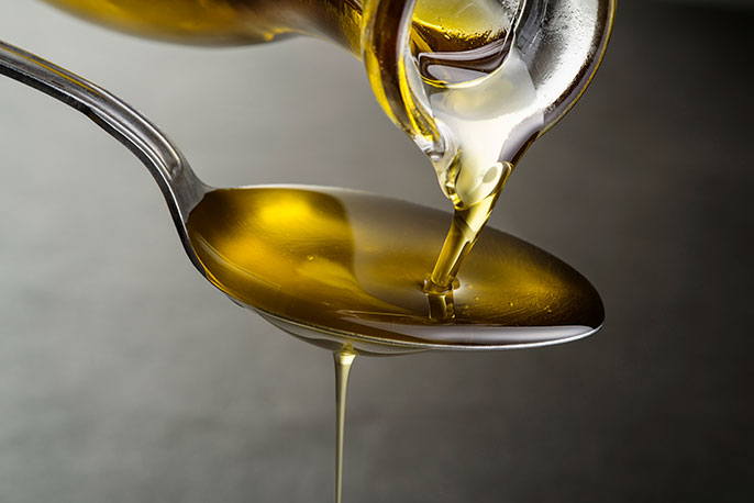 America's most widely consumed cooking oil causes genetic changes in the  brain | University of California