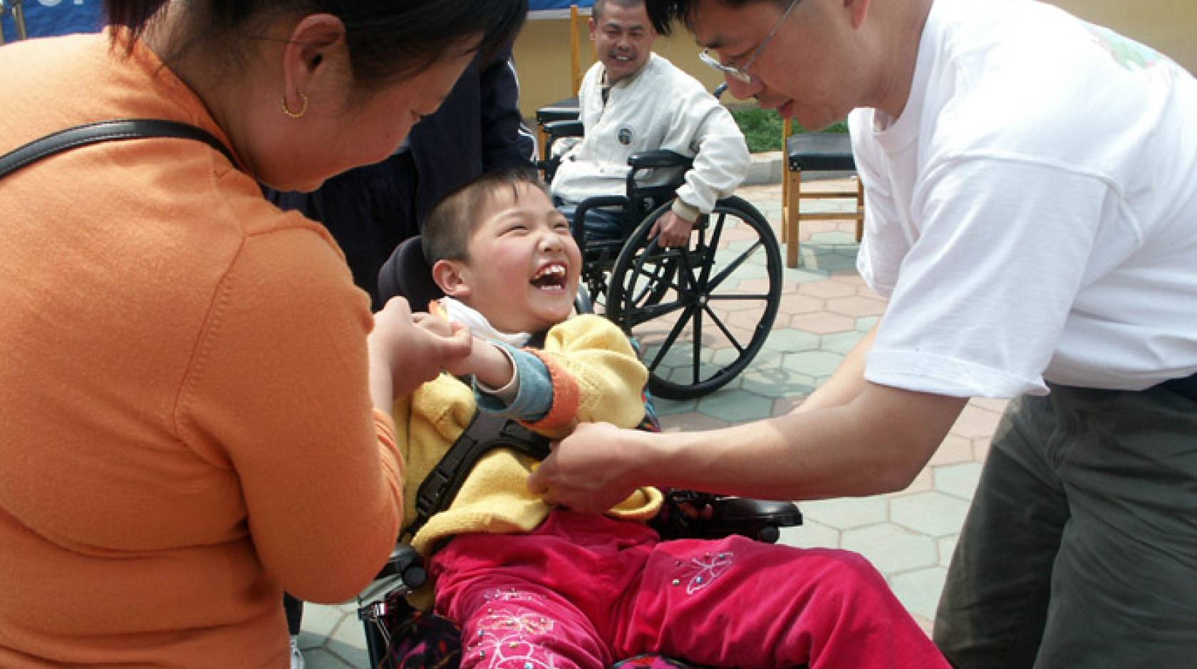 John Fan fits child for wheelchair