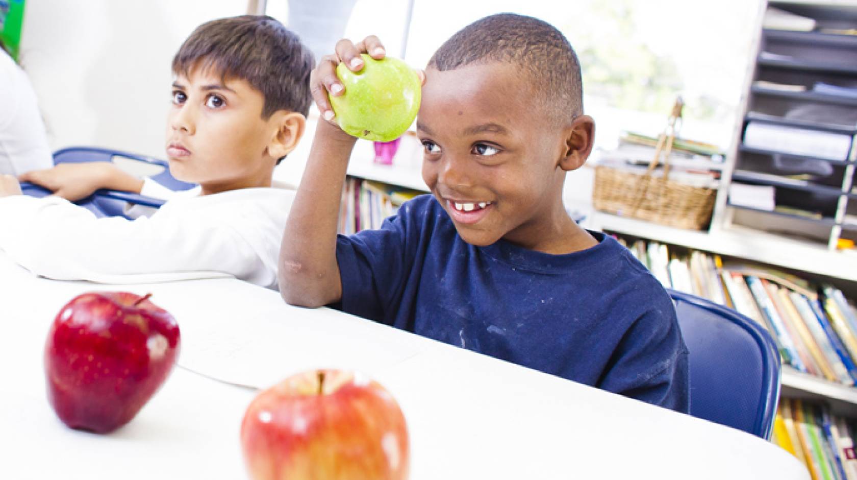 Kids learning about healthy eating