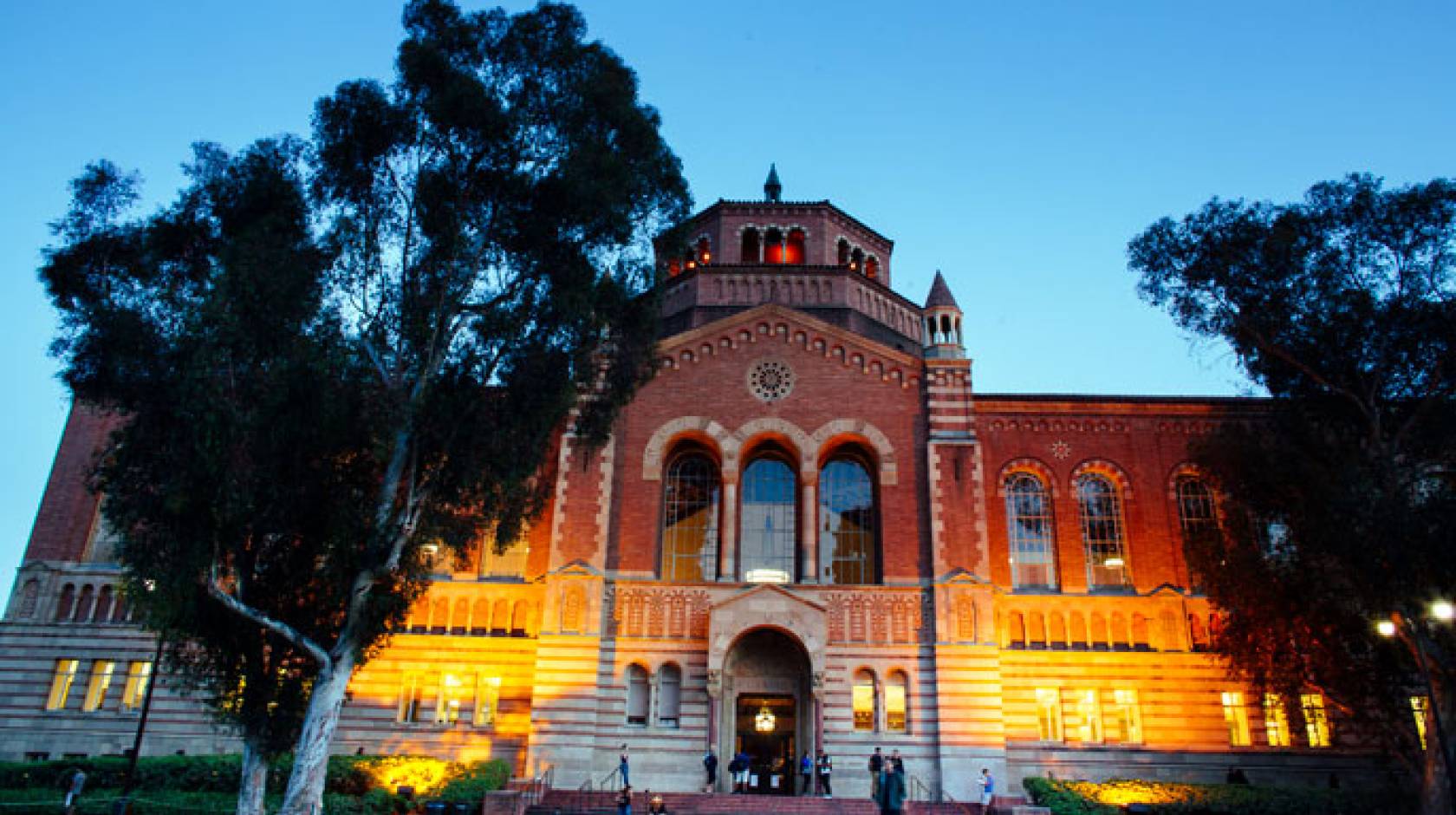 Powell Library at evening, UCLA