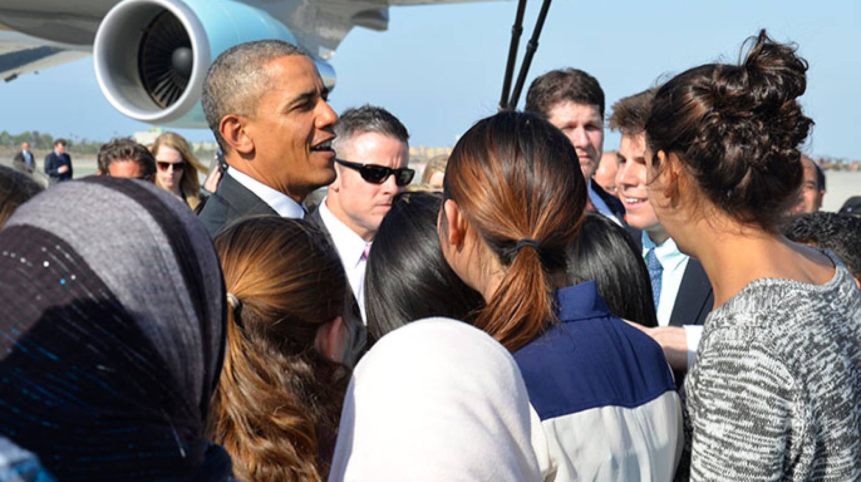 President Obama and UCLA students at LAX