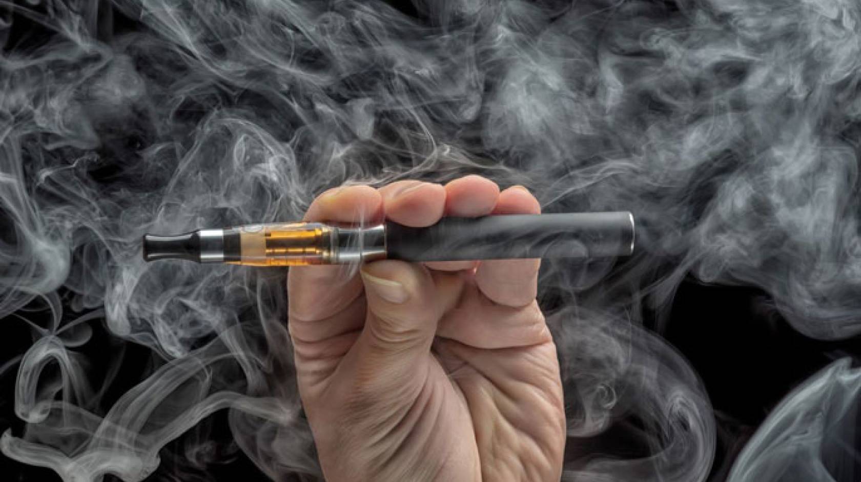 Some People Are Smoking Both Vapes and Cigarettes, CDC Study Finds