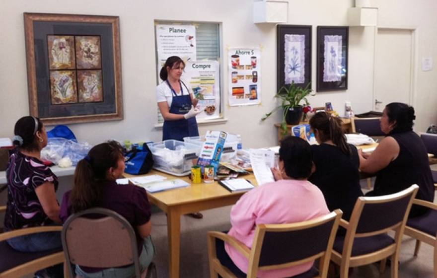 UC ANR nutrition educator teaches the Plan, Shop, Save &amp; Cook curriculum. 