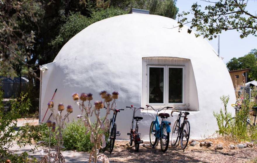 Baggins End dome house