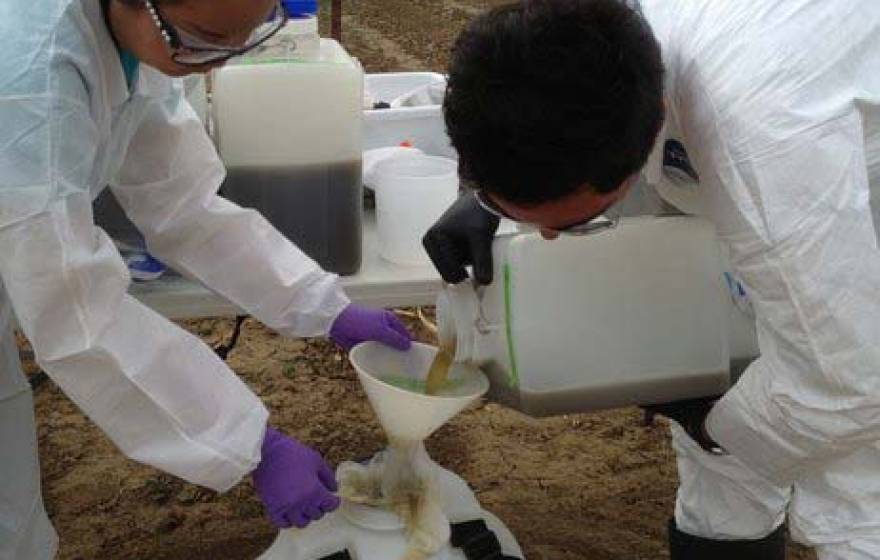 loading E. coli slurry