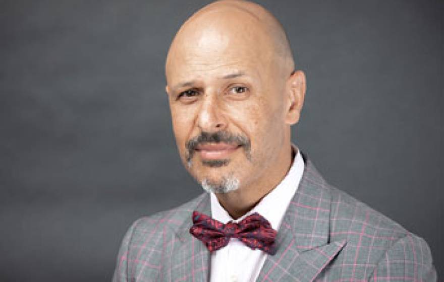 Maz Jobrani portrait