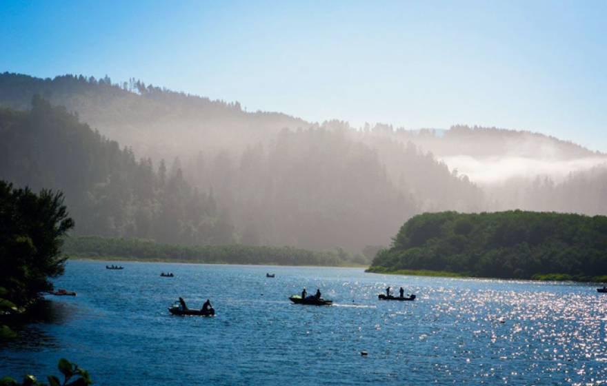 Small boats in the Klamath River, 2019