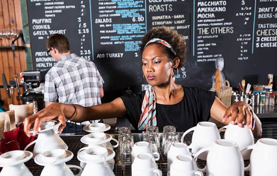coffee shop waitress (iStock)