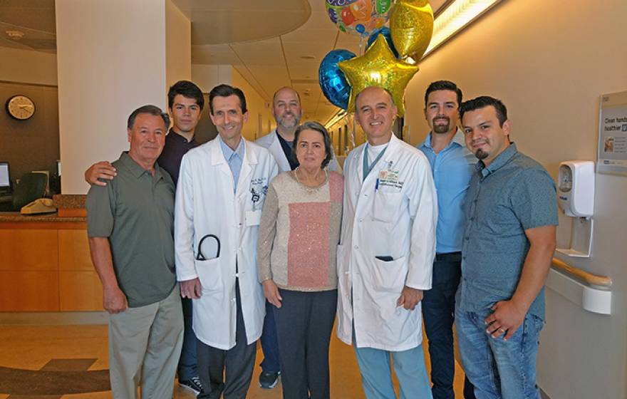 Elba De Contreras, the recipient of the 1,000th lung transplant performed at UCLA, along with members of her family and her transplant team.