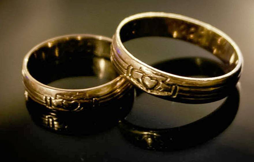 wedding rings