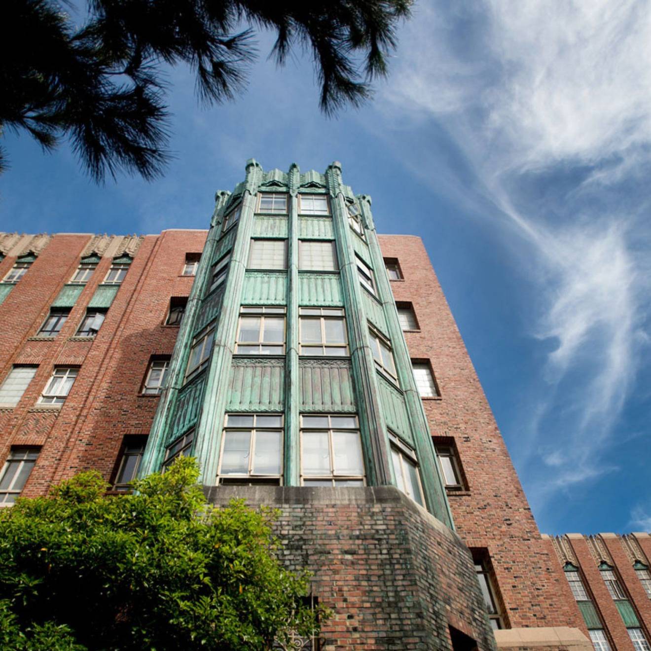Building 90 at Zuckerberg San Francisco General, where Ward 86 is currently housed