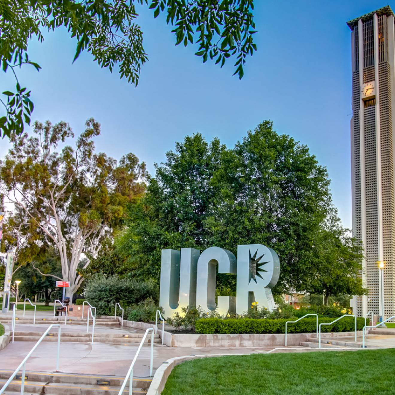 UC Riverside UCR sign and bell tower